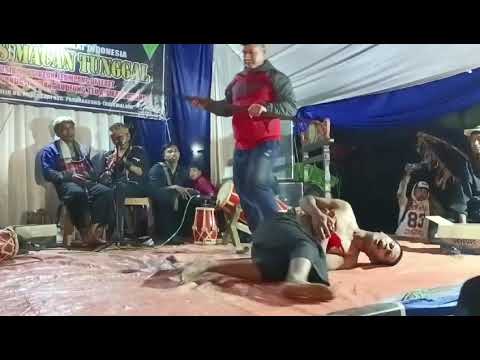 BANJIR DARAH, GADJAH PUTIH BENTENG PUSAKA