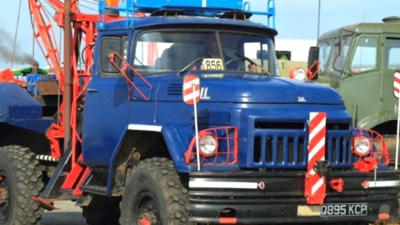 Эвакуатор ЗИЛ 131 в Англии Такое увидишь нечасто - YouTube