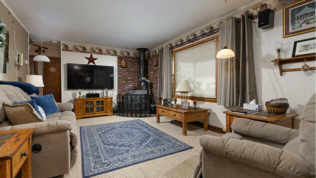 14 Meadow Road Hudson Falls, NY 12839