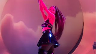 Download Lagu Ariana Grande - no tears left to cry (Live at the Sweetener World Tour) MP3 Download Lagu Ariana Grande - no tears left to cry (Live at the Sweetener World Tour) MP3