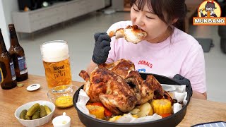 Mukbang | 🍗Home-made Butter Roasted Chicken with Beer on Friday night.