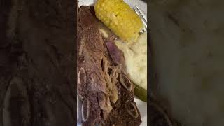 #beefshortribs #mashedpotatoes #corn #bellpeppers #redonions #food #foodie