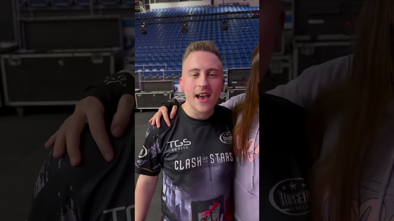 MaxGreen a přítelkyně