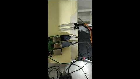 Sensor de humedad de tierra y led Raspberry pi