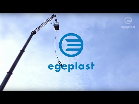 Product video thumbnail