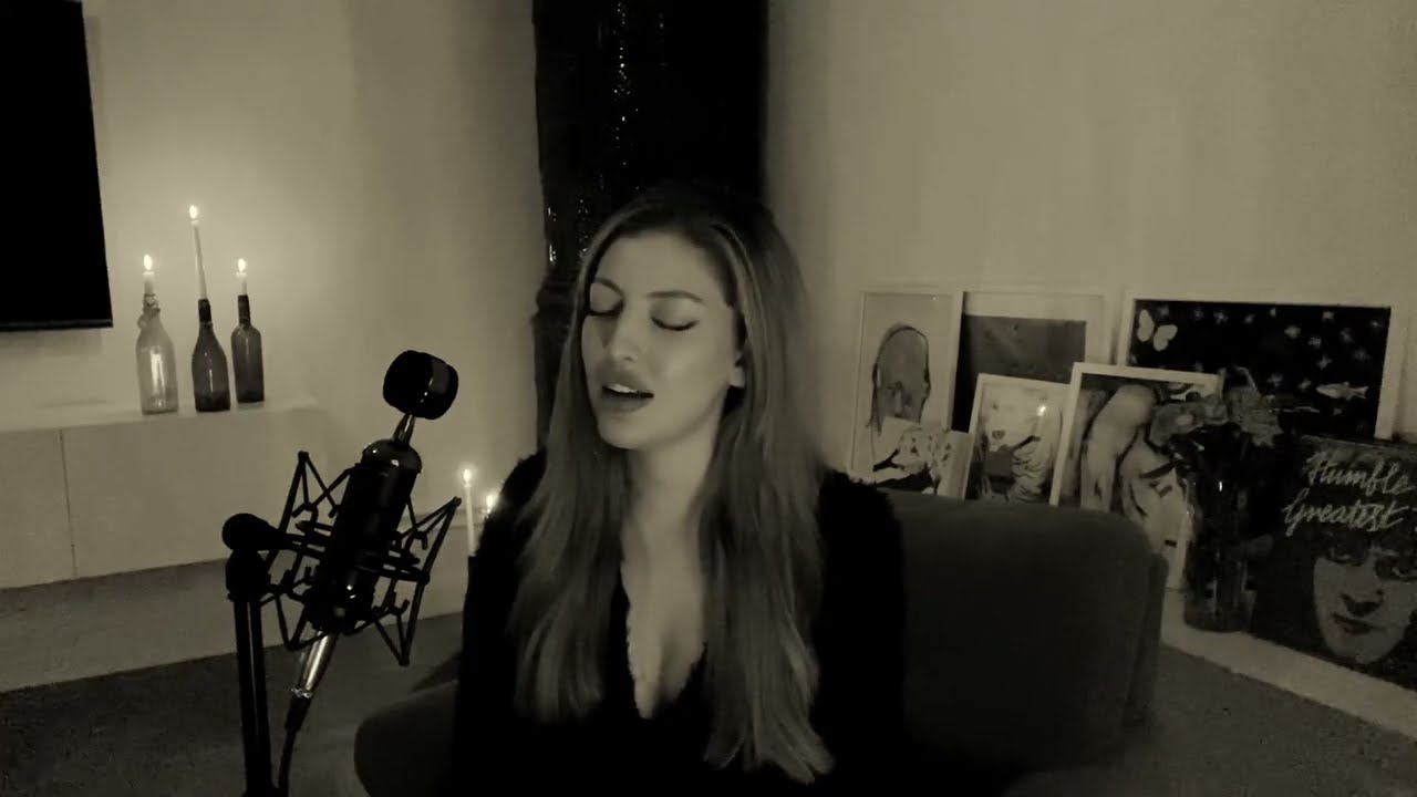 When The Storm Is Over (Acoustic Version) - Sofia Karlberg auf YouTube ansehen When The Storm Is Over (Acoustic Version) - Sofia Karlberg auf YouTube ansehen