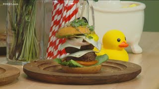 Restaurants compete in Blue Back Burger Bash