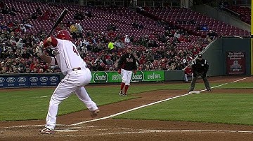 PIT@CIN: Votto hits a broken-bat RBI single to center