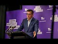 Andrews 'broke a contract with Victorians' in delaying reopening