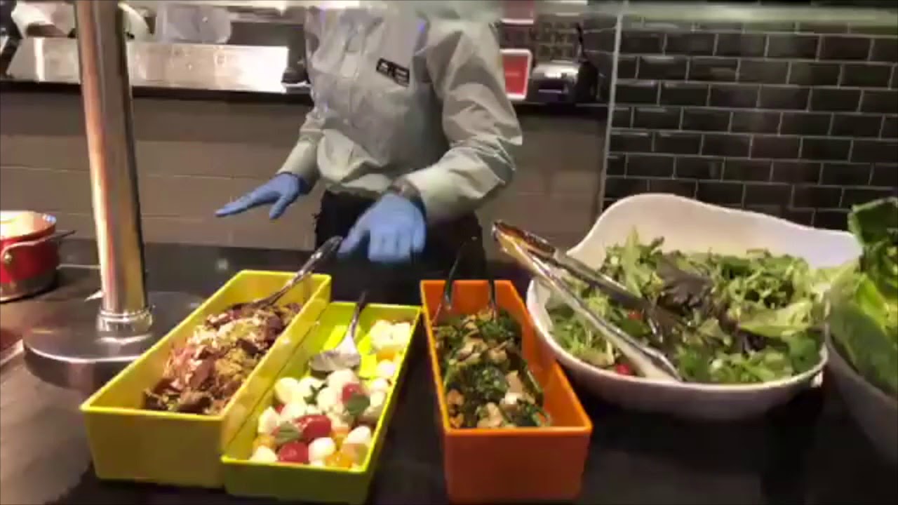 MGM Springfield South End Market serves gelato, lobster rolls and 24