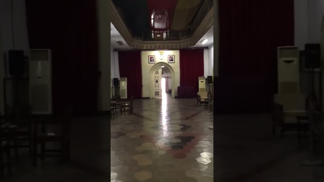 Interior rumah raden saleh