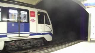 Series 3000 - Madrid Metro Line 2 - Ópera [HD]