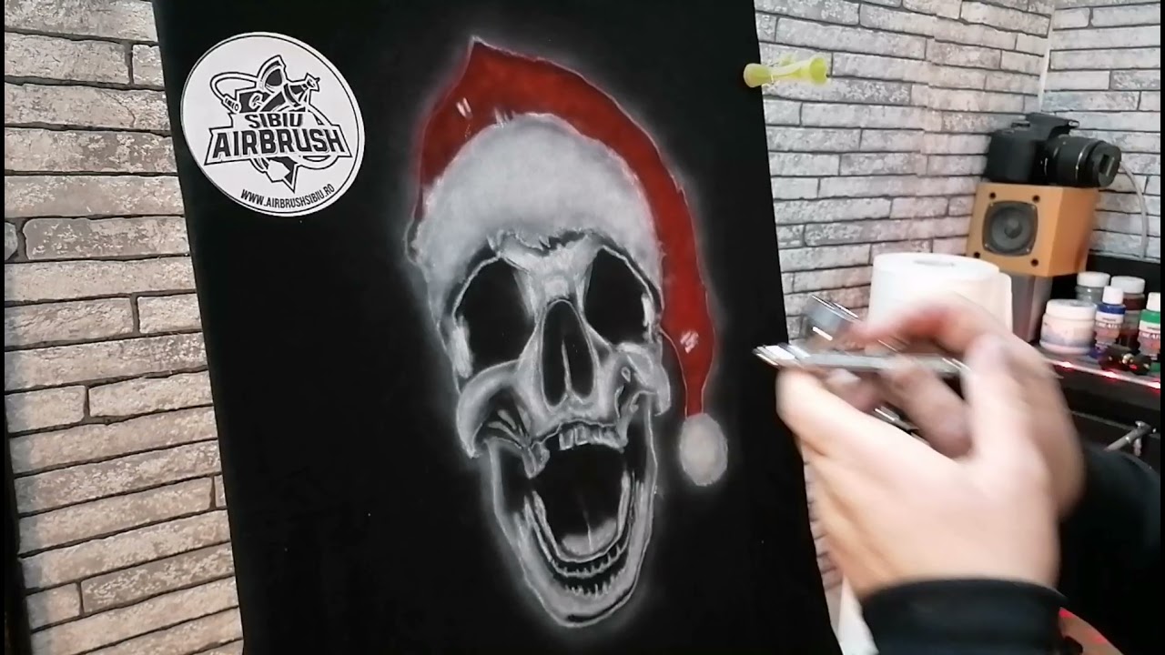 Airbrushing tshirt Christmas Skull Aerografie tricou Iwata gun