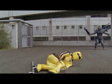 ゲキイエローvsラスカ　ヒロインピンチ