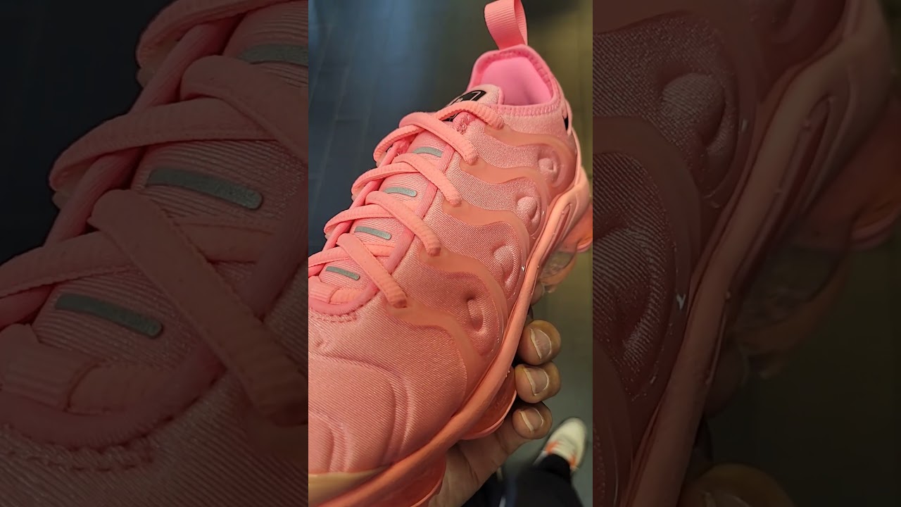 WOMEN AIR VAPORMAX PLUS DM8337-600 여성 베이퍼맥스 