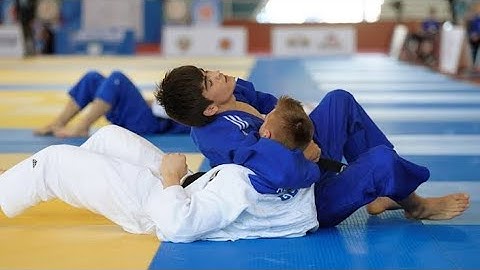 永山竜樹が準々決勝敗退　不可解判定に呆然　絞め技で失神と判断も主審はその前に「待て」…納得いかず握手拒否、畳約５分おりず抗議も　会場ブーイングの指笛