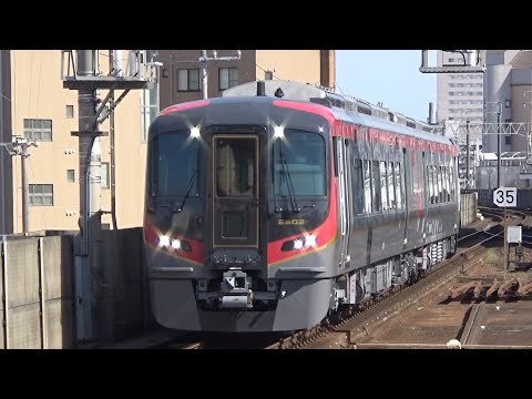 高徳線 四国2600系 特急うずしお18号 佐古駅通過 /Japanese