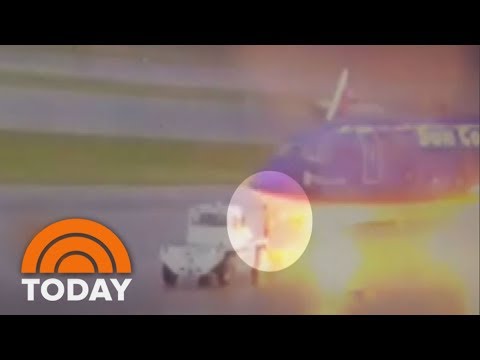 Lightning Striking Florida Airport Ground Worker Caught On Camera | TODAY
