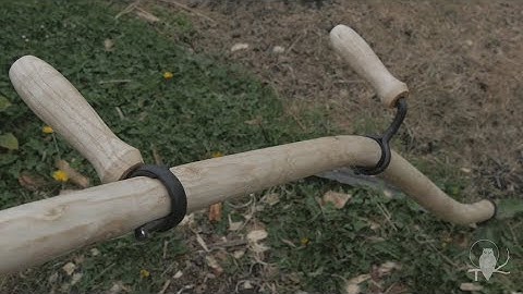 Restoring a traditional English scythe: turning new nibs