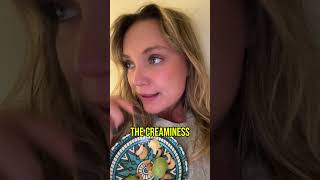 She sat down with snacks and could not stop eating 😂 🎥 @caitlyniskra