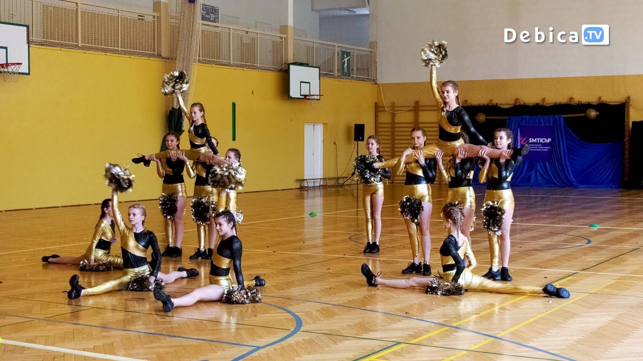 Otwarte Mistrzostwa Mażoretek Polski Południowo Wschodniej w Pustkowie Osiedlu