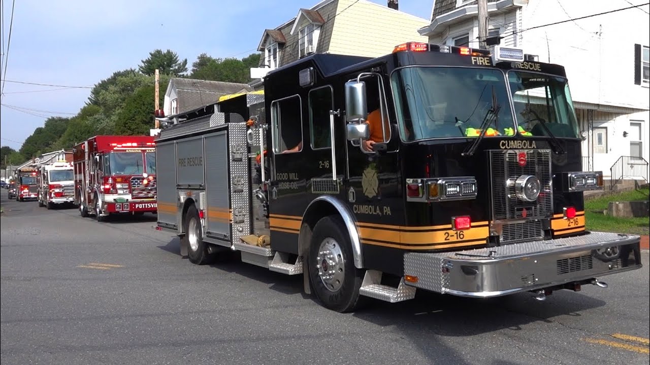 East End Fire Company of Palo Alto 2021 Lights & Sirens Housing Parade