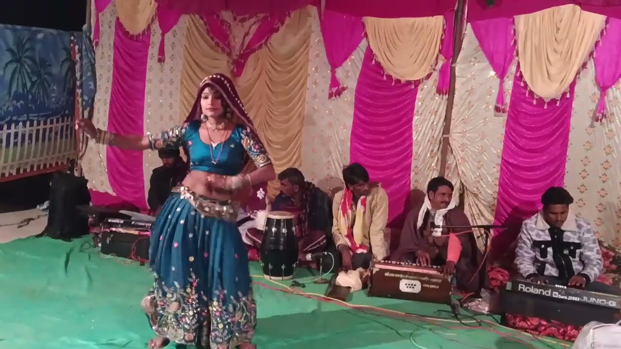 गायक ईश्वर महाराज देवगढ़लाइव प्रोग्राम रामदेव जी महाराज के नाम गांव श्यामपुर 20 तारीख डांसर अनीता 