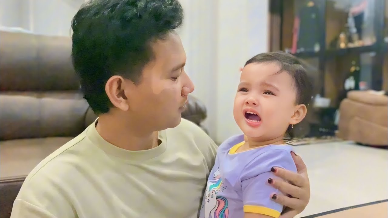 ADEK VIANA REWEL !!! LAGI GAK ENAK BADAN 😭