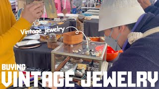 【古着】アメリカ最大級のフリマでヴィンテージジュエリーの買い付けに密着！