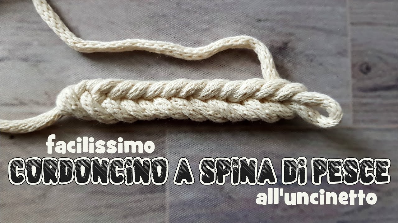 Uncinetto: cordoncino spighetta a spina di pesce
