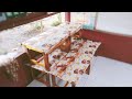 Menghias meja kelas bareng siswa
