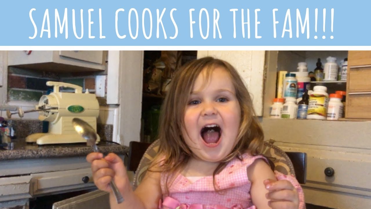 SAMUEL COOKS FOR THE FAM!!! - YouTube