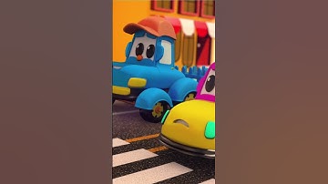 Build A Signal, Learn Traffic Signals with Hector #shorts #kidsvideo #hectorthetractor #catoon #fun