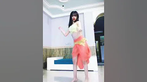 رقص سکسی دختر جذاب ایرانی sexy dance peshian dance  perfect irani