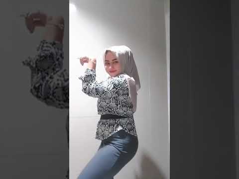 #tiktokvideo #mamihot #jilbab #fyptiktok #indonesia