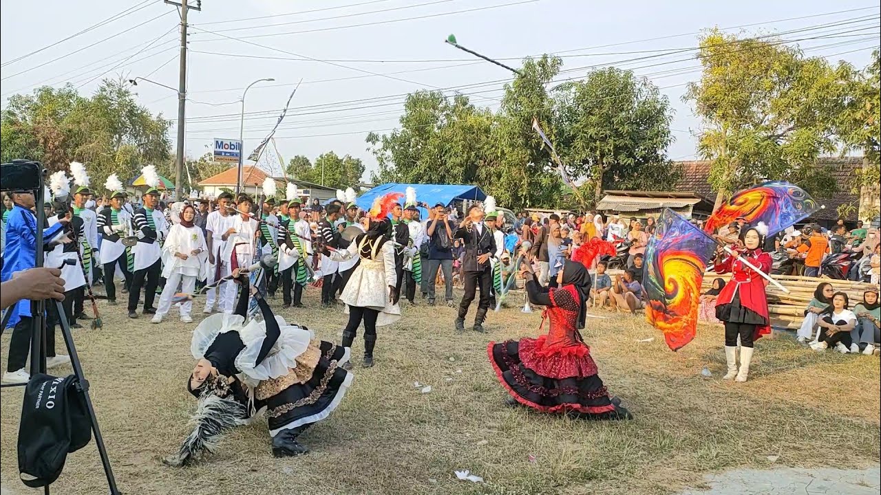 Groovy Drum Corps Pati VS Riyad Marching Band