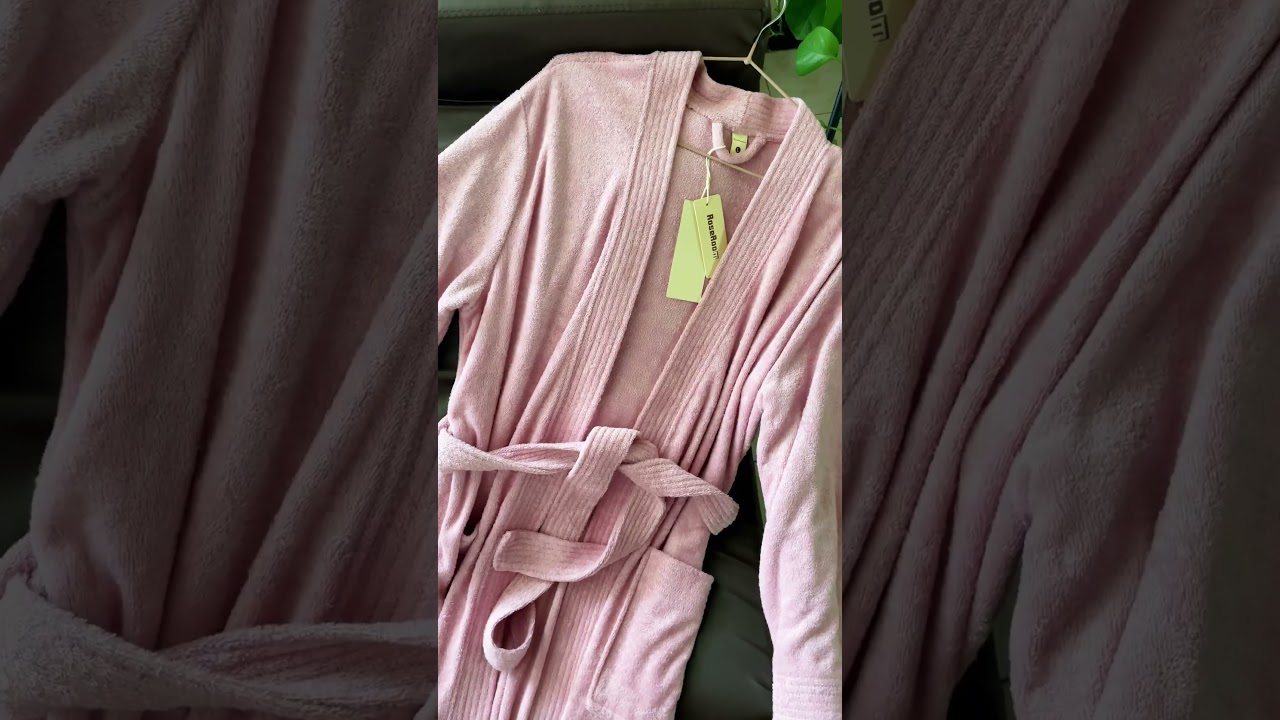 Comfort every day starts with a bathrobe 