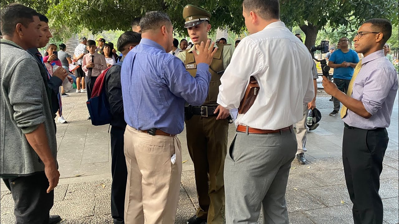 EVANGELISMO EN PLAZA DE ARMAS (10-02-2023) SANTIAGO DE CHILE 🇨🇱
