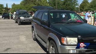 People wait for hours at mobile food pantry in OP