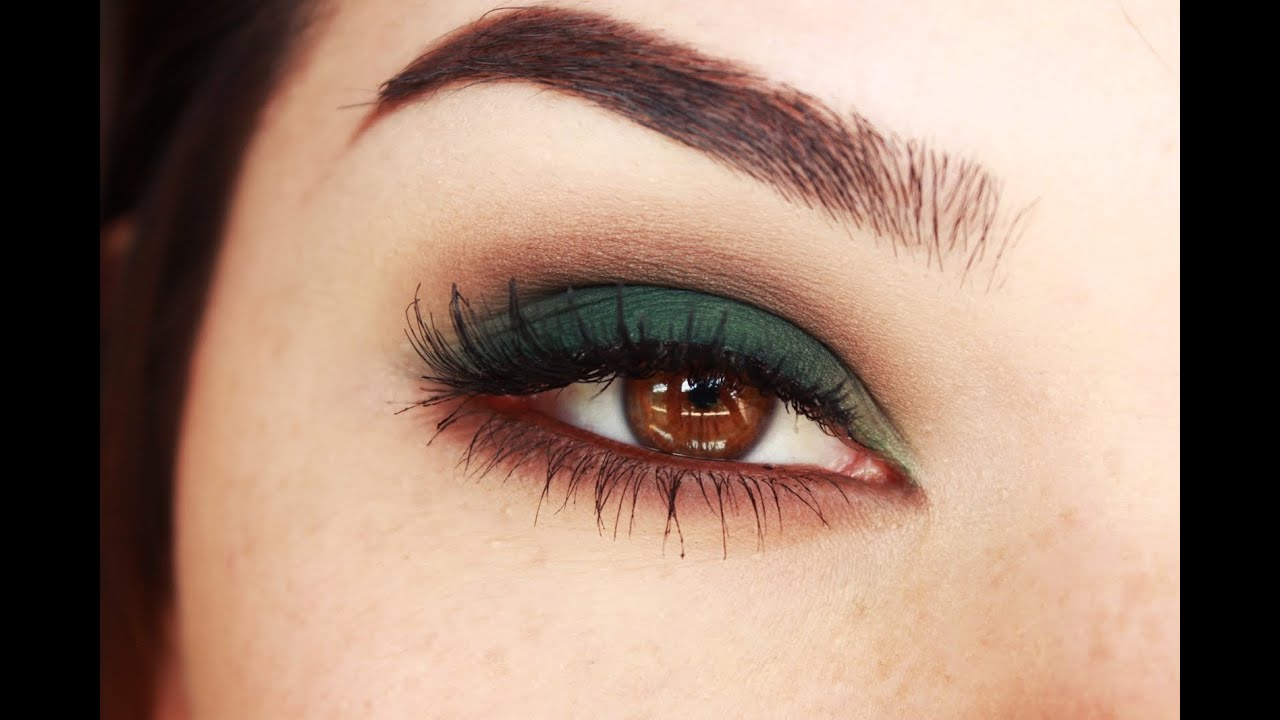 smokey eyes with green and browns makeup tutorial