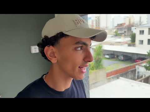 Si quieres crear una marca personal mira este video