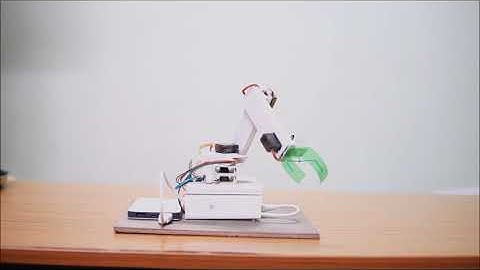 REMOTE CONTROLLED ROBOTIC ARM MODEL (Arduino Project using IR receiver)