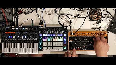 Lateness Jamming - Crave MIDIthruing the MicroFreak