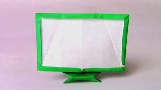 ORIGAMI TV / COMPUTER MONITOR (Mr Origami)