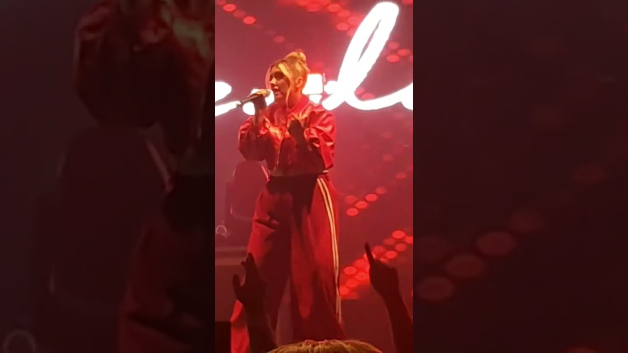 EllaHenderson live in Derry - singing crazy what love can do