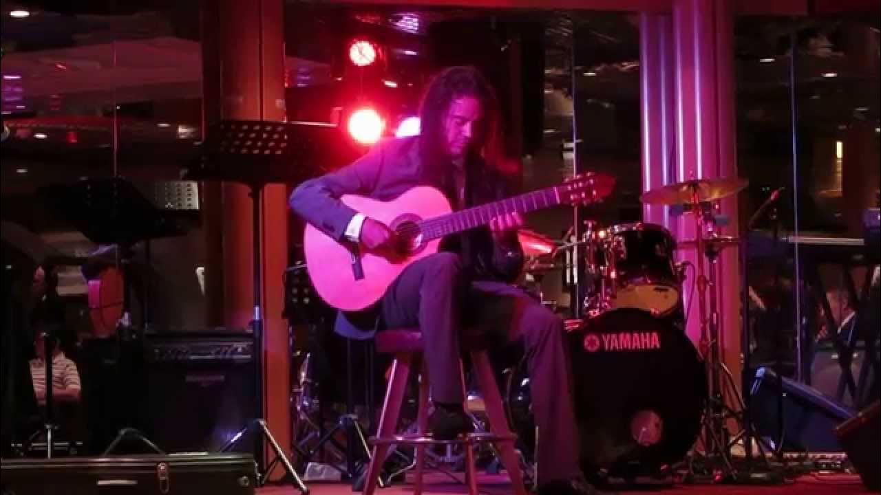 Spanish Flamenco Guitarist Guillermo Fernandez on the Pullmantur Croissieres de France CDF Horizon Spanish Flamenco Guitarist Guillermo Fernandez on the Pullmantur Croissieres de France CDF Horizon