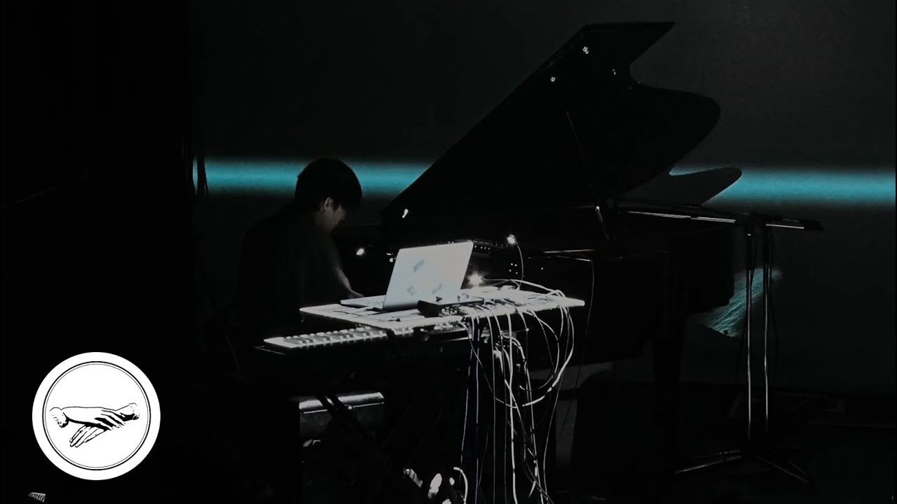 Kin Leonn Kin Leonn - passageway @ 絵夢 ~ KITCHEN. LABEL 15 in Tokyo · Shibuya WWW ...