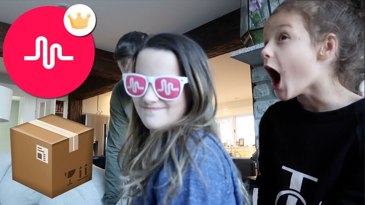 vlogs in spanish A Musical.ly Unboxing 📦 (WK 323.4) | Bratayley