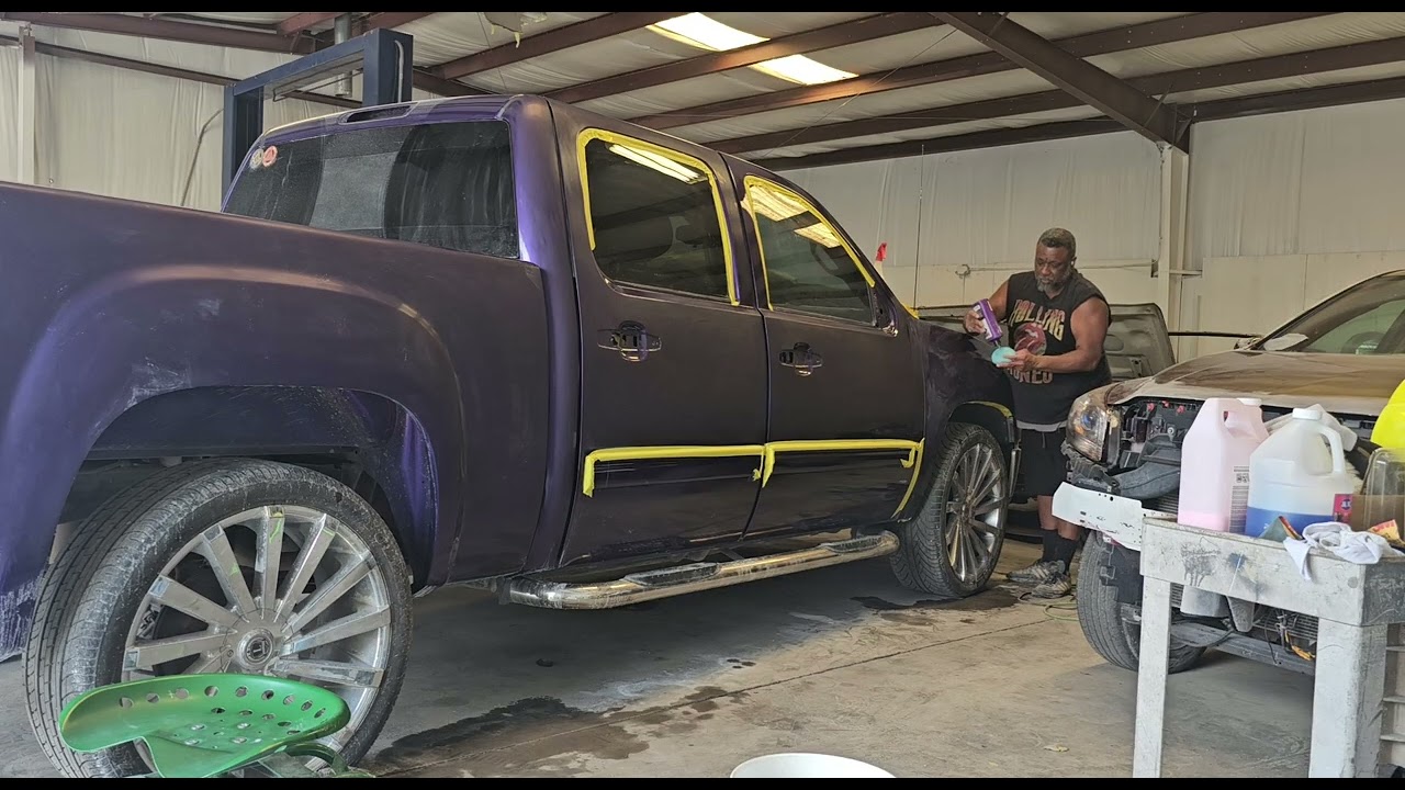 Wet sanding and Buff for a very important Custom Gator Car Customs Gainesville Fl 