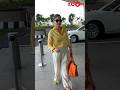 Kareena Kapoor Khan gets CONFUSED on her way as she is spotted at the airport #shorts #kareena